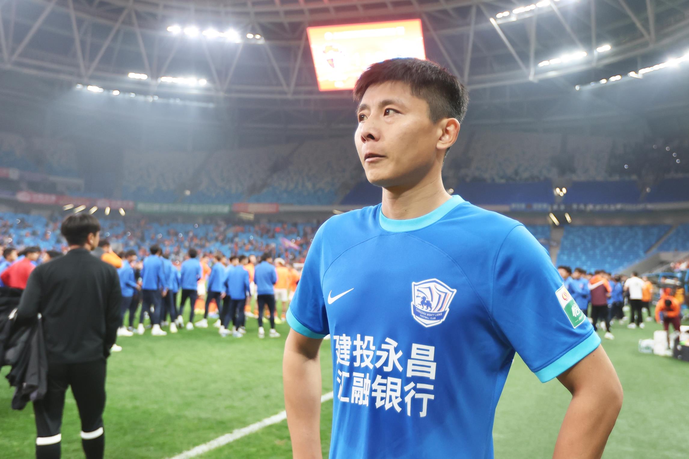 今天第5個(gè)！鄭凱木質(zhì)疑滄州：連續(xù)四年欠球員工資，還能過(guò)準(zhǔn)入？